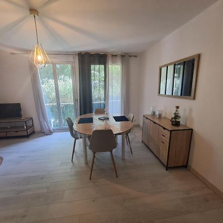 T2 A 2Min Du Centre +Parking Leilighet LʼIsle-sur-la-Sorgue Eksteriør bilde